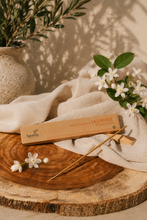 Load image into Gallery viewer, Palo Santo Incense Sticks: ISPALLA