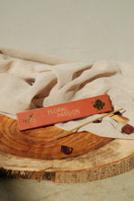 Load image into Gallery viewer, Palo Santo Incense Sticks: ISPALLA