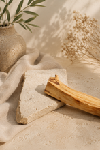 Load image into Gallery viewer, Palo Santo wood sticks

